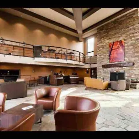 Apartamento Mountain Getaway - Pool, Hot Tub, Balcony, Wifi